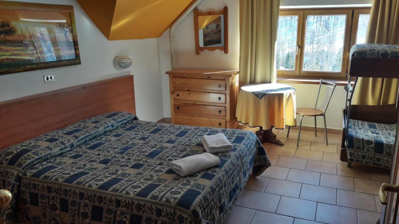 Hotel Miramonti Claviere Exterior foto